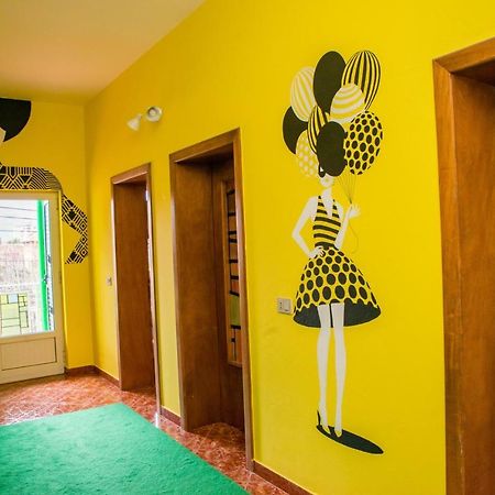 Our Way Guest House & Hostel Shkodër Екстериор снимка