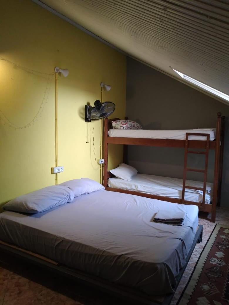 Our Way Guest House & Hostel Shkodër Стая снимка