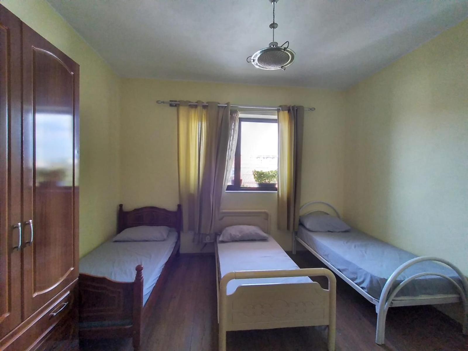 Our Way Guest House & Hostel Shkodër Стая снимка