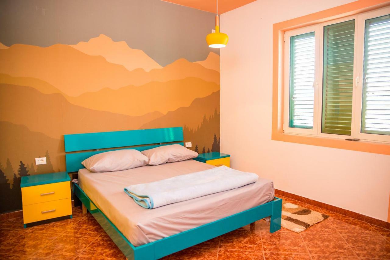 Our Way Guest House & Hostel Shkodër Екстериор снимка