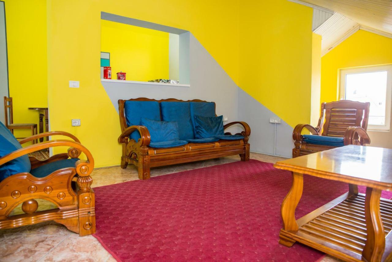 Our Way Guest House & Hostel Shkodër Екстериор снимка