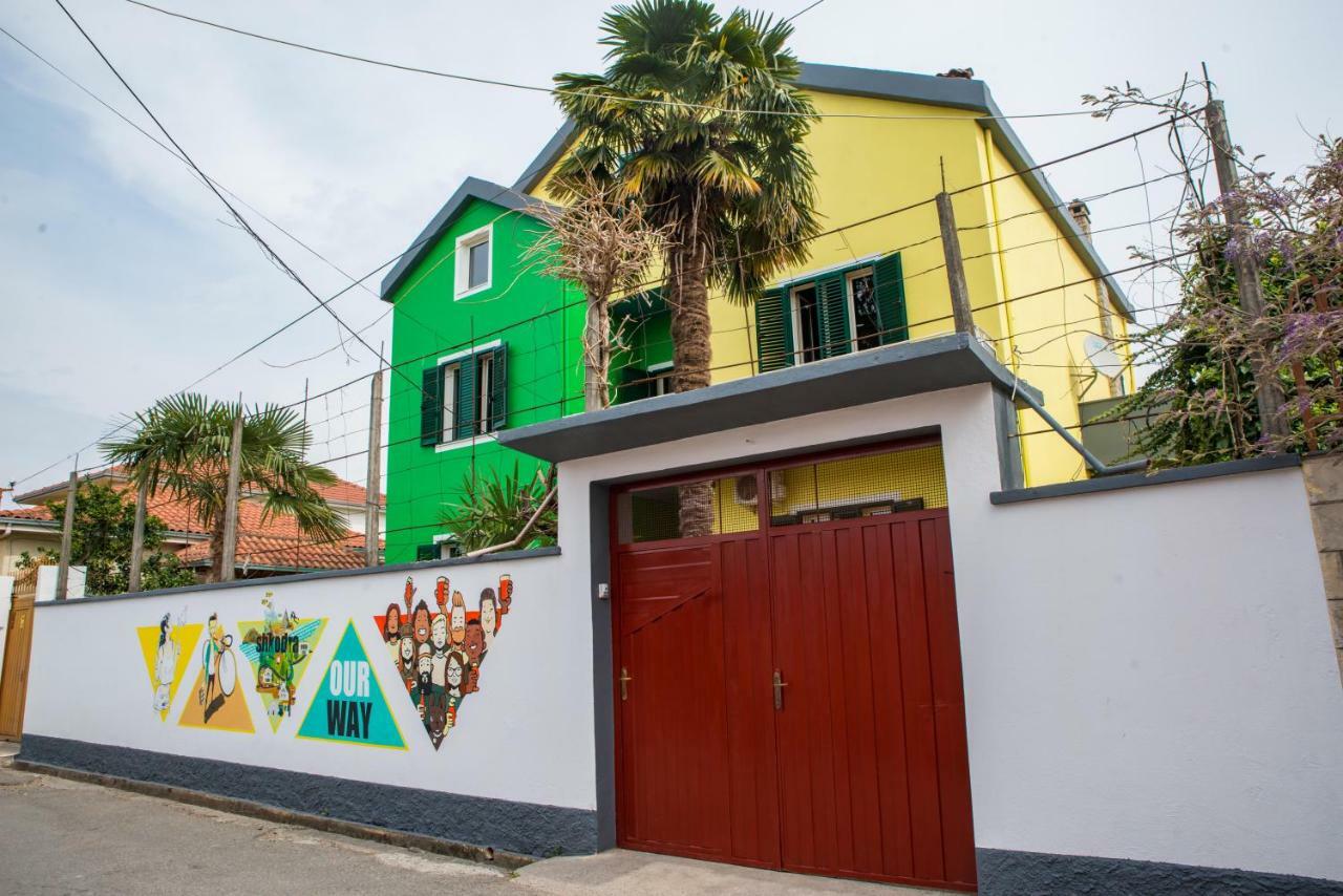 Our Way Guest House & Hostel Shkodër Екстериор снимка