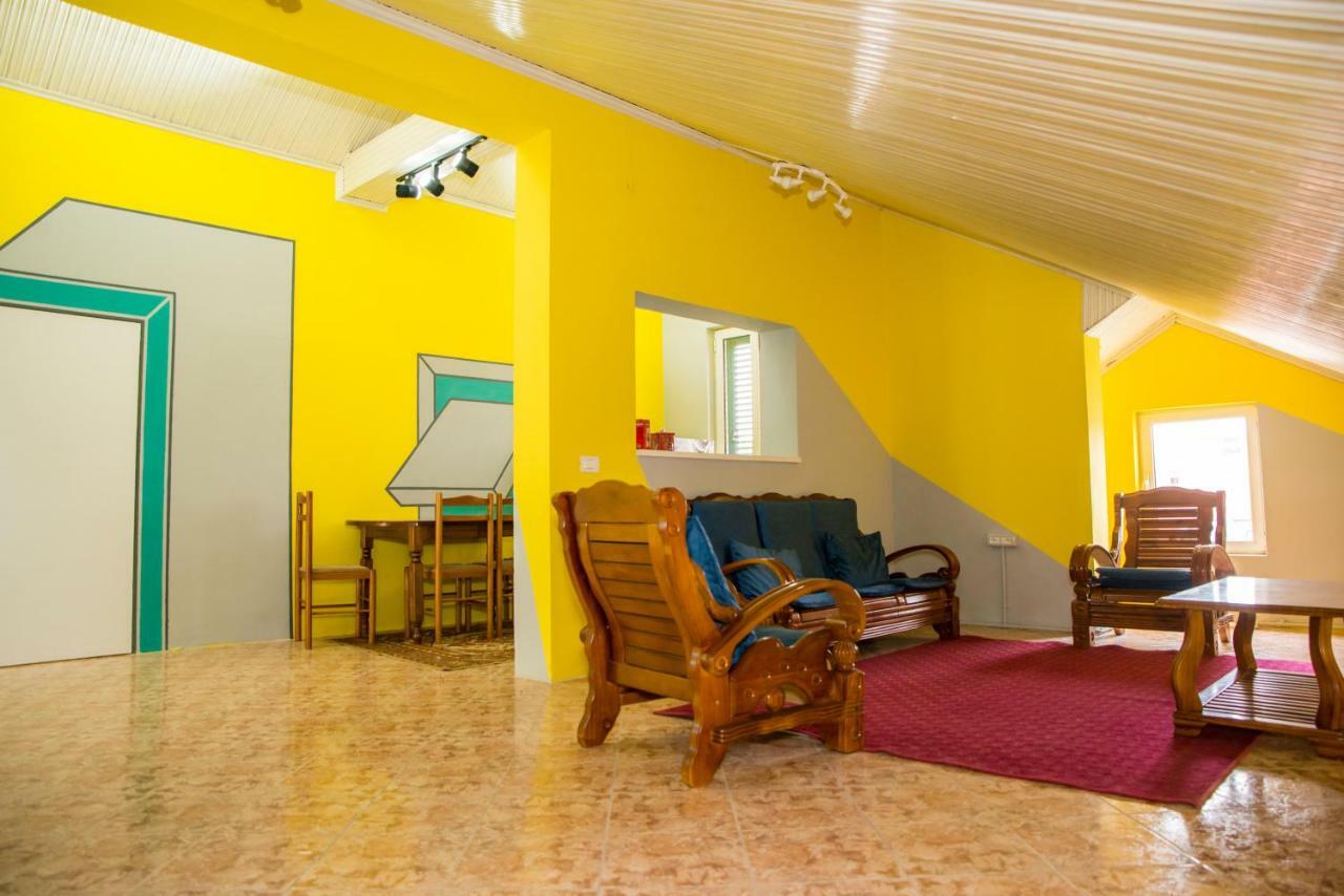 Our Way Guest House & Hostel Shkodër Екстериор снимка