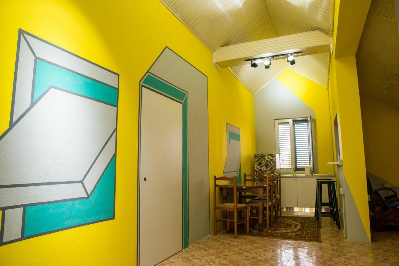 Our Way Guest House & Hostel Shkodër Екстериор снимка