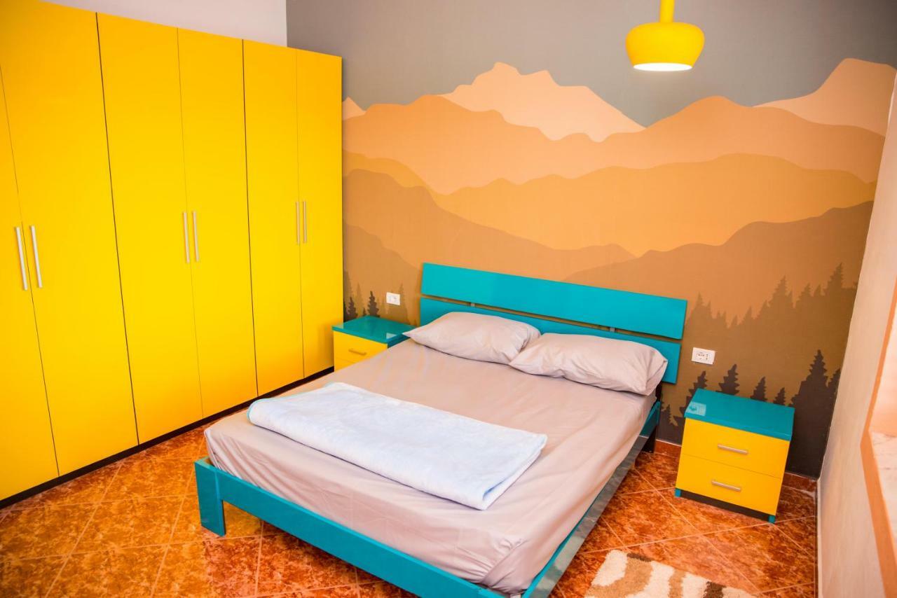 Our Way Guest House & Hostel Shkodër Екстериор снимка