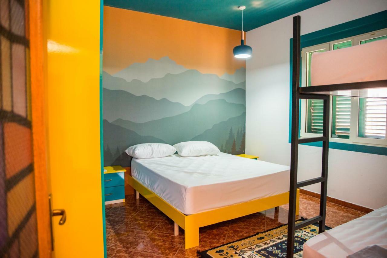 Our Way Guest House & Hostel Shkodër Екстериор снимка