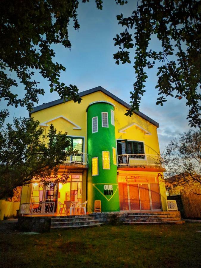 Our Way Guest House & Hostel Shkodër Екстериор снимка